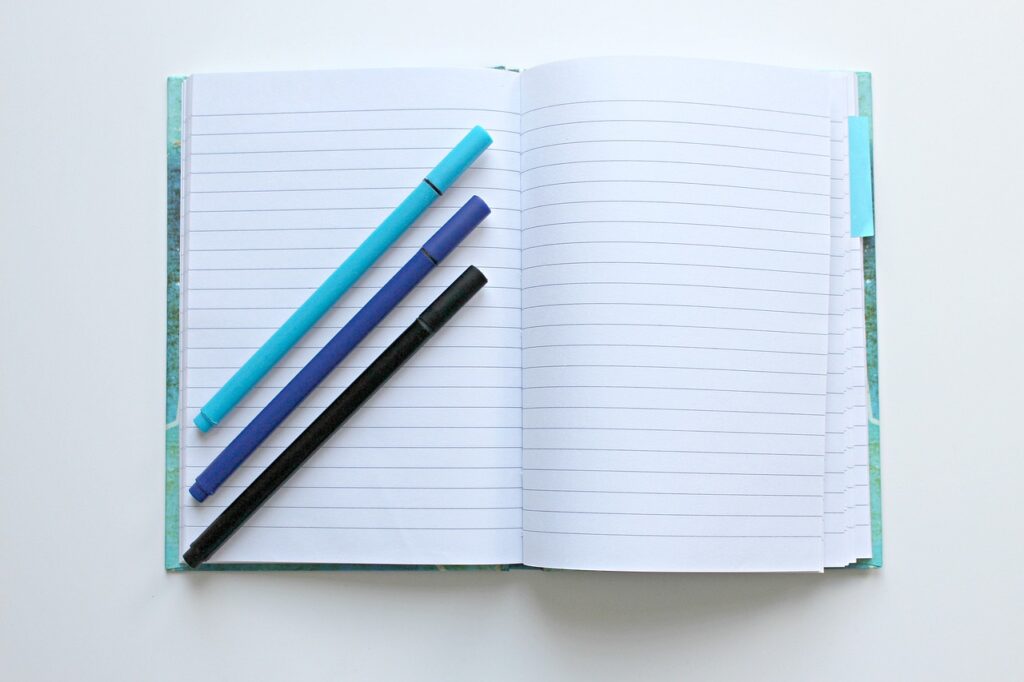 notebook, pencils, notes-1803664.jpg