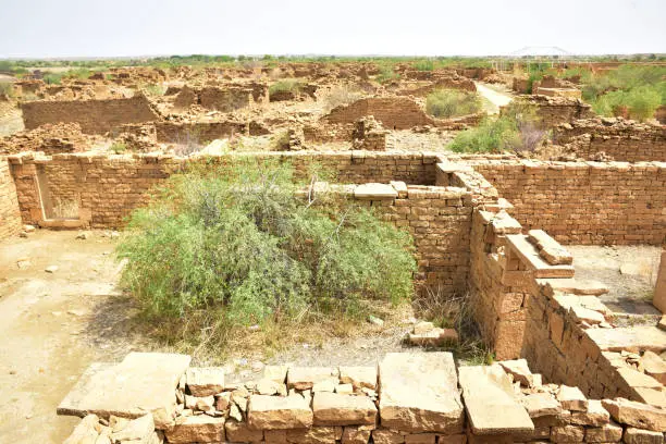 abondoned houses of paliwal brahmins in kuldhara, jaisalmer, thar desert, rajasthan